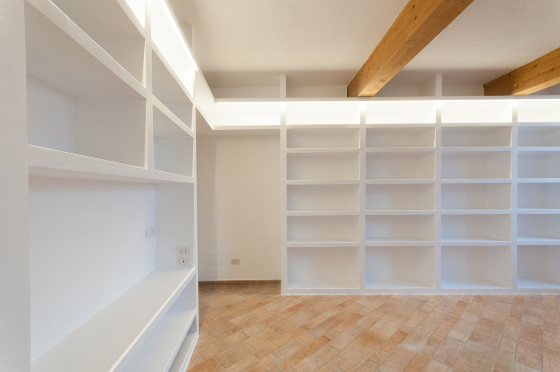 Libreria total space